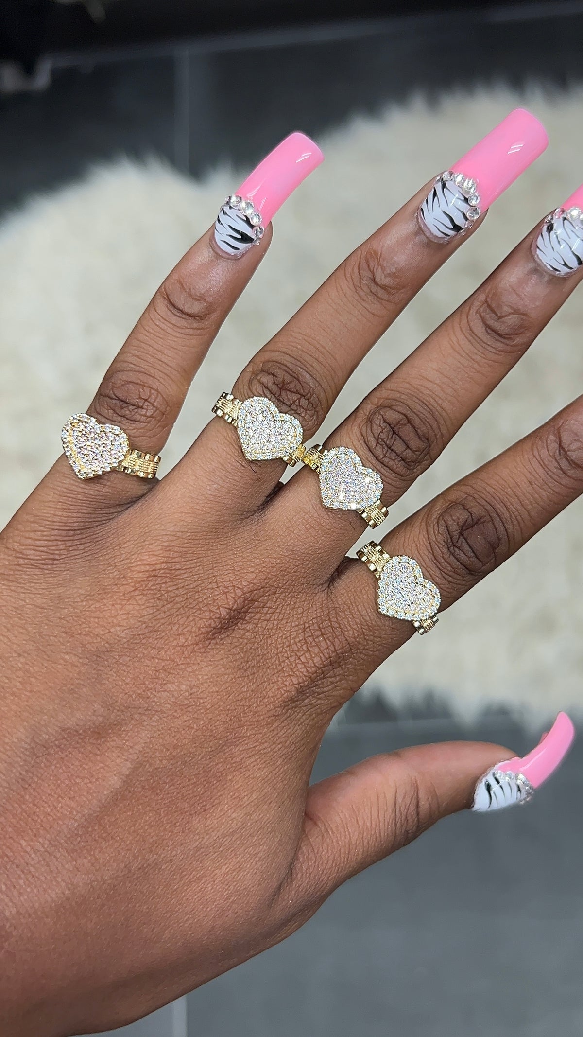Heart on Ice Ring
