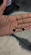 Clover Necklace
