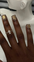 Thea Ring